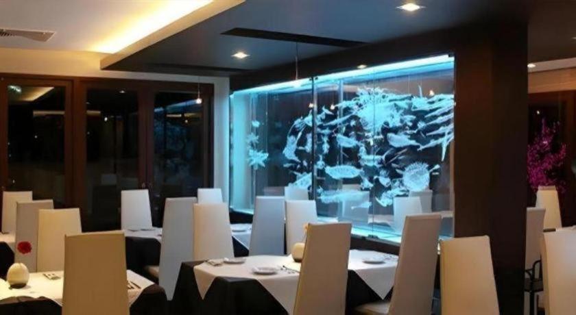 The Airport & Hotel 3*